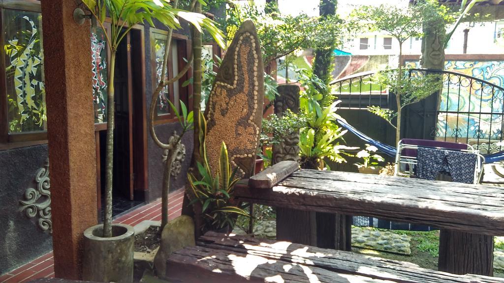 Mini Tiga Homestay Пангандаран Экстерьер фото